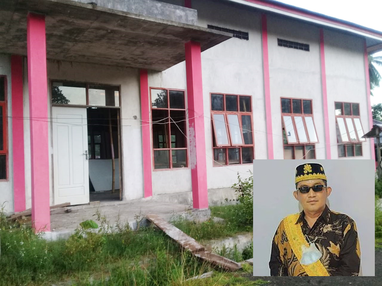 Tampak Gedung serbaguna desa Dopalak Kecamatan Paleleh ( Insert : Kades Dopalak Umar B. Munggeli)