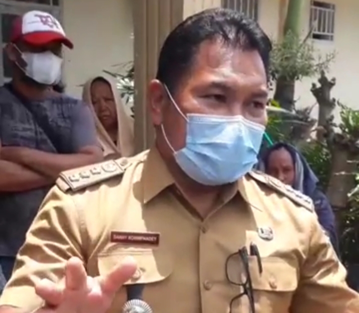 Danny Rorimpandey, SH (Camat Passi Timur)