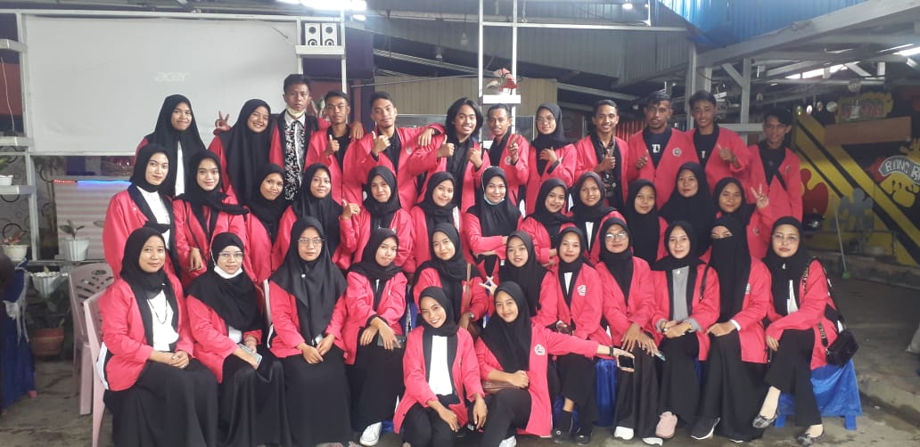 Mahasiswa Peserta Prakerin YBBM Buol angkatan pertama tahun 2022 saat berfoto 