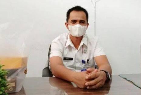 Kepala Bagian Umum RSUD Kotamobagu Tofan Simbala, S.Farm