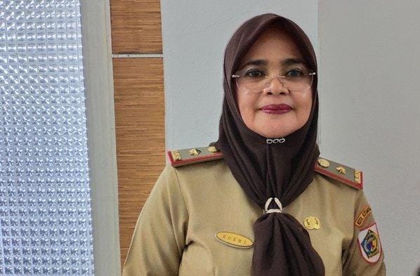 Rukmini Simbala, S.Pd (Kadis Pendidikan Kota Kotamobagu)