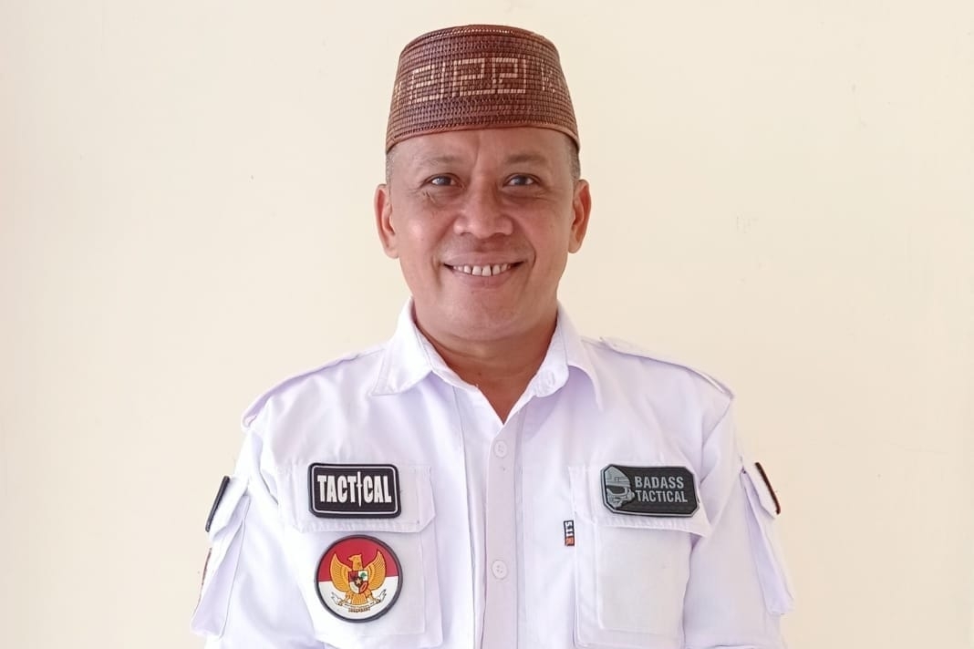 Kepala DLHK Kabupaten Bolmut Dr. Moh Hidayat Panigoro, M.Si