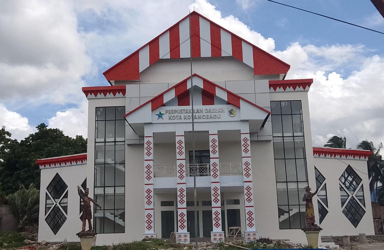 Gedung Perpustakaan milik Pemerintah Kota Kotamobagu