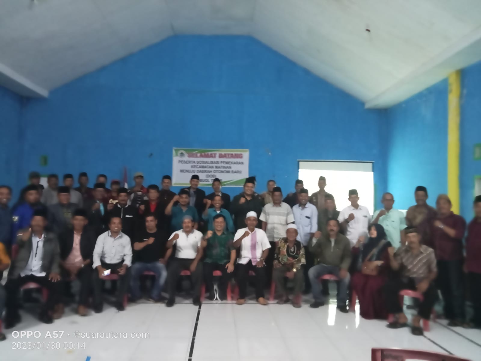 Mayoritas masyaakat Gadung mendukung upaya pemekaran kecamatan Matinan, Kegiatan Sosialisasi di Gedung Serbaaguna desa Matinan Kecamatan Gadung, Minggu (29/1/2023), Foto : Suarautara.com
