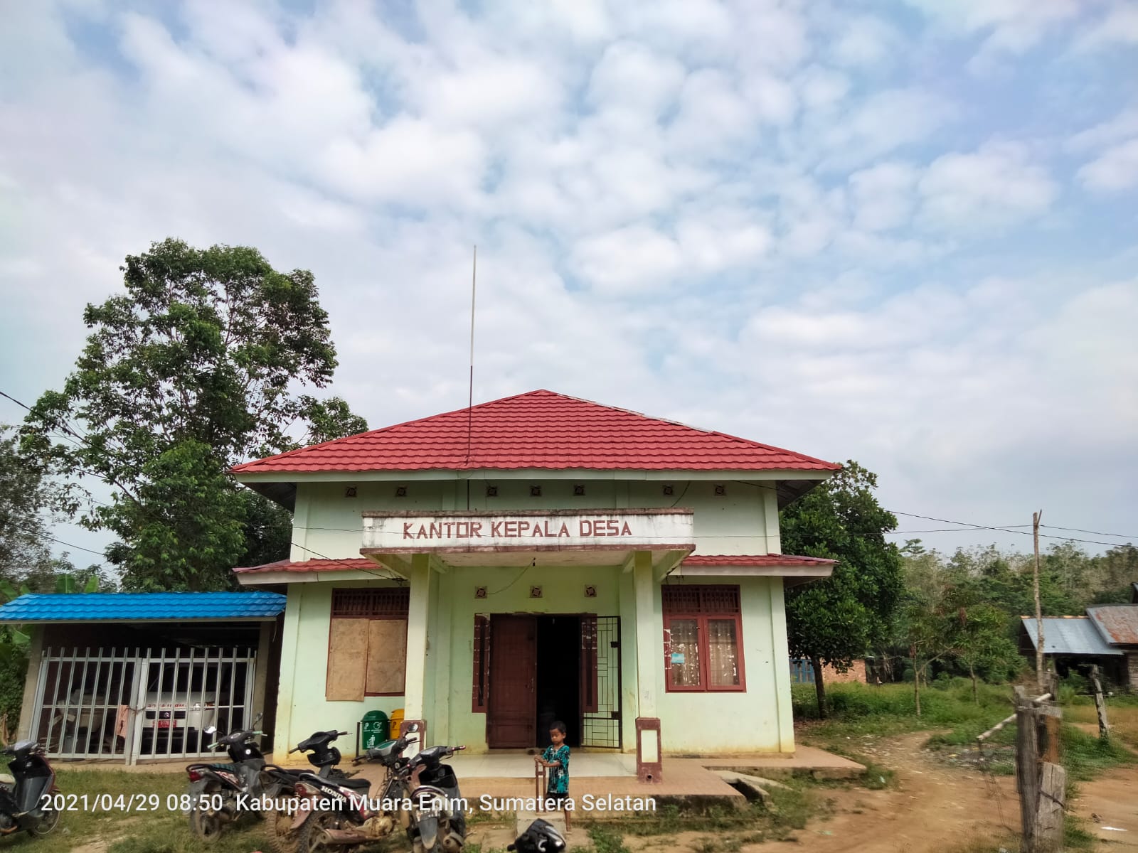 Kantor Desa Aur Duri Kecamatan Rambang Niru, kabupaten Muara Enim, Sumatera Selatan.(Foto : IST)