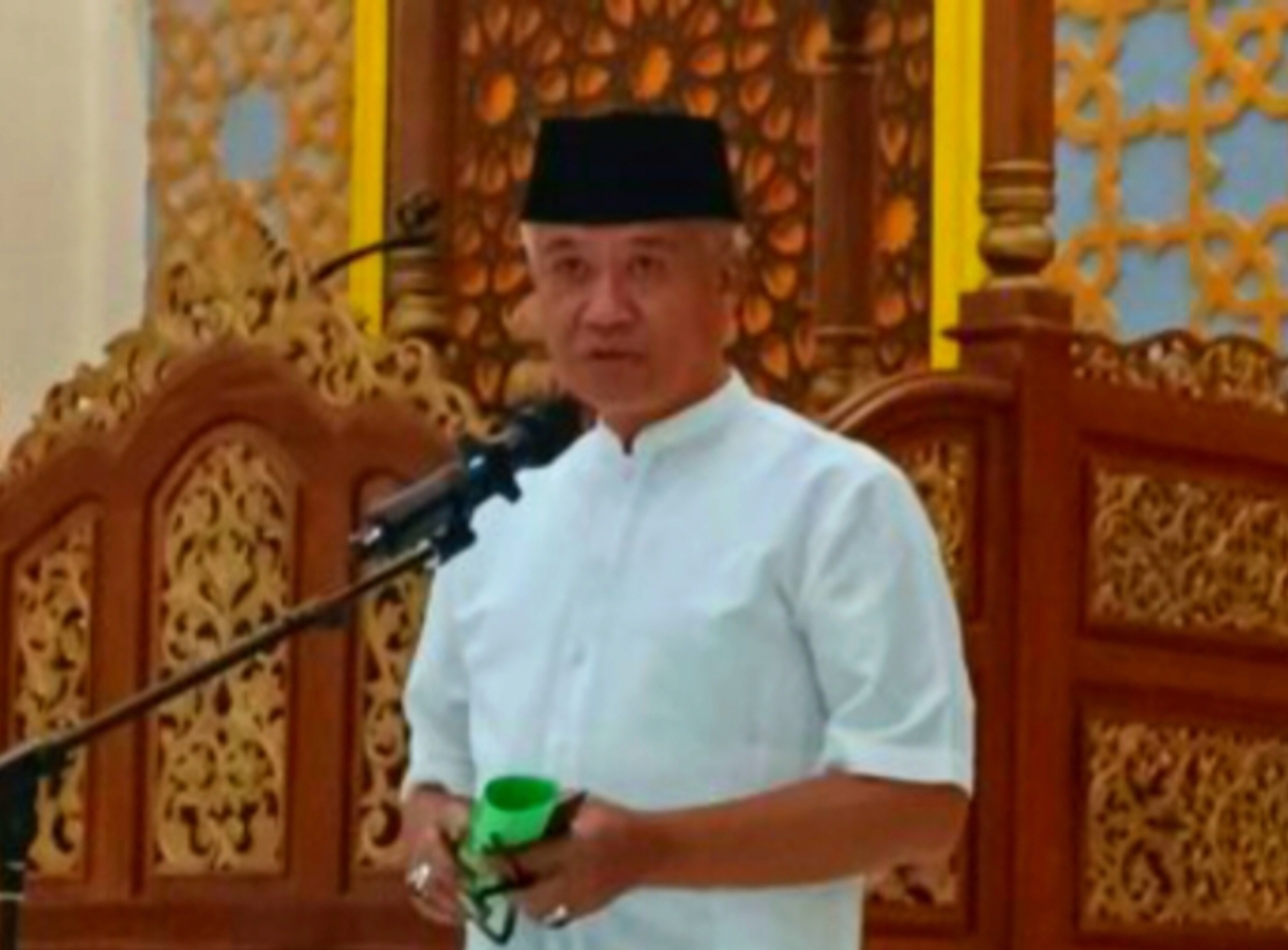 Asisten Perekonomian dan Pembangunan Pemkab Buol Drs. Arianto Rioeh, M, Si