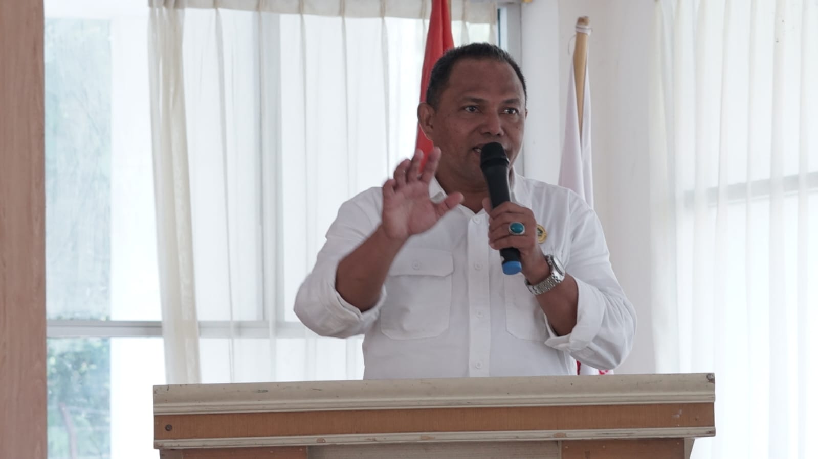 Wakil Rektor III bidang kemahasiswaan dan kerja sama Alumni UIN Datokarama Palu Dr. H. Faisal Attamimi, S.Ag, M.Fil.