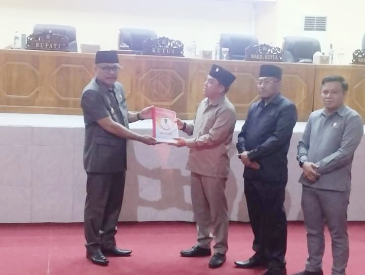 Ketua DPRD terima dokumen APBD tahun 2023