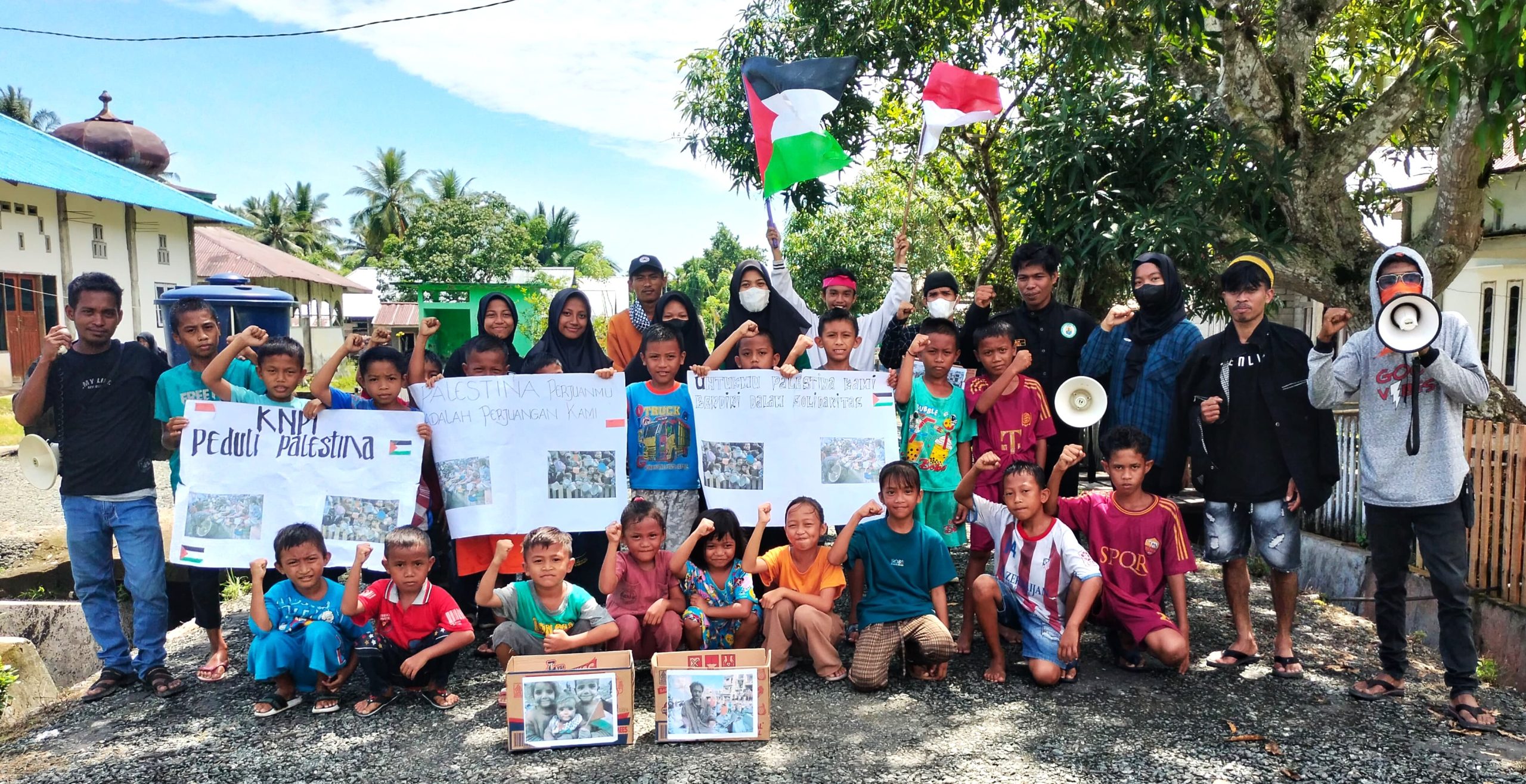 Aksi galang dana untuk Palestina yang oleh PK KNPI Kecamatan Bunobogu
