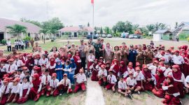 Foto Bersama Wakil Bupati dan Unsur Forkopimda banggai