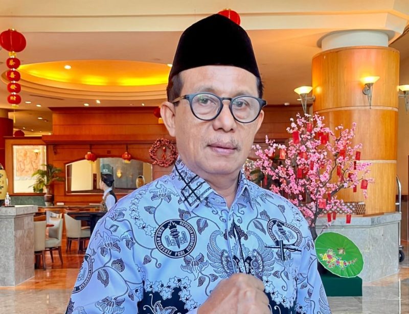 ketua PGRI kabupaten Buol, Bakir A Hi Madjo, S,Pd.