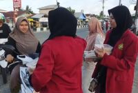STITIPOL Mujahidin Buol Bagikan Takjil Gratis