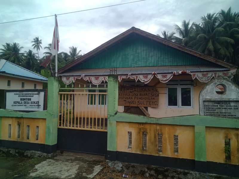 Kantor Desa Bokat, Kabupaten Buol, Sulteng