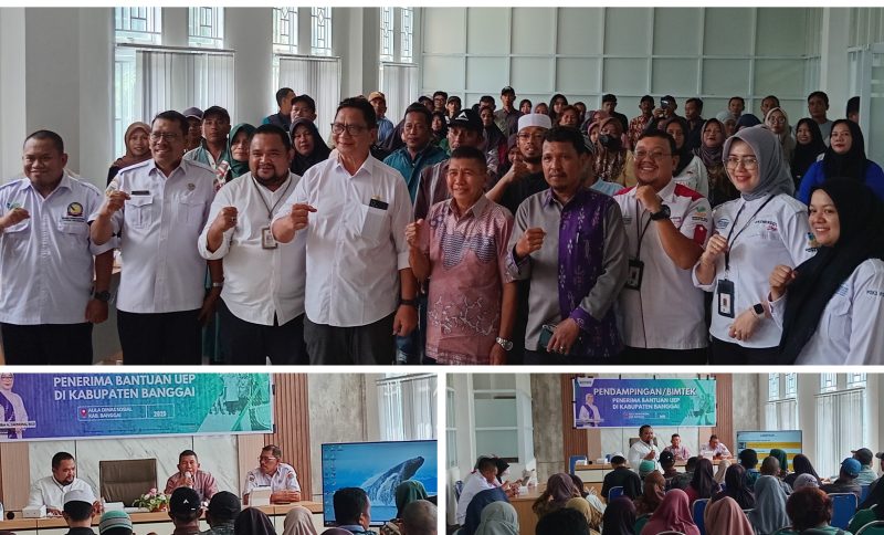Foto Bersama Kadinsos dan perwakilan dinsos provinsi sulteng serta peserta bimtek