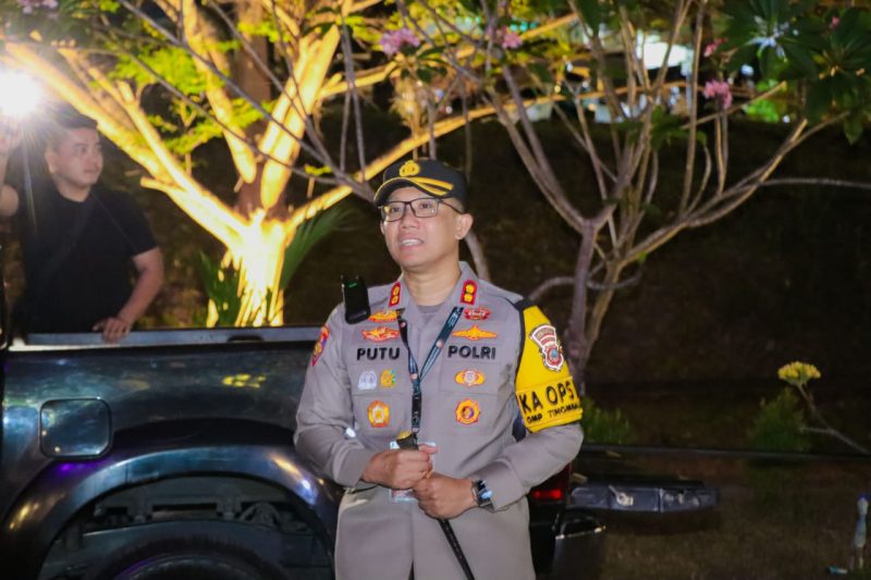 Foto Kapolres Banggai AKBP Putu Hendra Binangkari