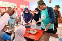 Wabup Buol Tinjau Langsung Program Makan Bergizi Gratis di SDN 2 Bokat