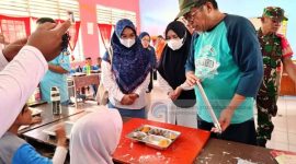 Wabup Buol Tinjau Langsung Program Makan Bergizi Gratis di SDN 2 Bokat