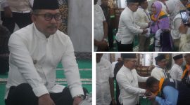 Foto Bupati banggai Salaman bersama Calon Haji