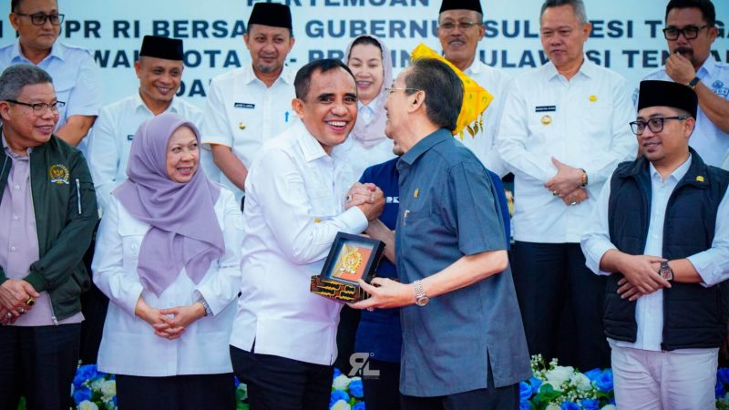 Gubernur Anwar  Terima Kunker Komisi II DPR RI. 