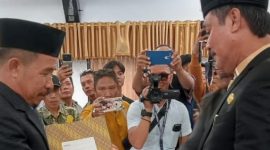 Direktur PDAM Ogomalane Yusman Resmi Dikukuhkan Bupati Amran Yahya