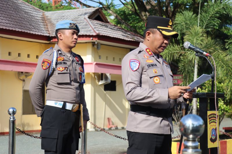 Kapolres Buol, AKBP Irwan, S.I.K, M.H, M.Tr.Opsla yang bertindak selaku Inspektur Upacara