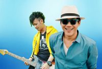 Padang: Nugie bersama Bima Wp rilis lagu Raksasa Palsu. (Dok. Istimewa)
