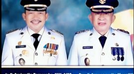 Foto Bupati dan Wakil Bupati Banggai Tegaskan  tidak ada lagi Opd yang pakai kaos Oblong dan Saat rapat Liat Hp