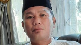 Kepala Desa (Sangadi) Tadoy 1, Desmin Tasrip, S.Pd, MM