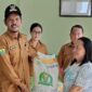 Pemdes Harmoni Salurkan Bantuan Beras untuk 191 KPM
