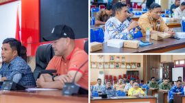 Foto Kabag Tapem Haryadi Bola Pimpin Rapat di dampingi kabag  Ortal