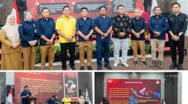 Foto Bersama Anggota KPU Banggai Idham Holik dan Unsur KPU,Asisten II Serta Anggota DPRD 