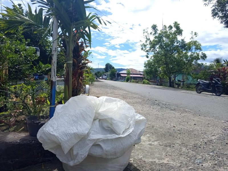 Pemdes Tadoy 1 Kelolah Sampah Warga Melalui BUMDes
