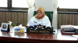 Wakil Bupati Tojo Una-Una, Hj. Surya