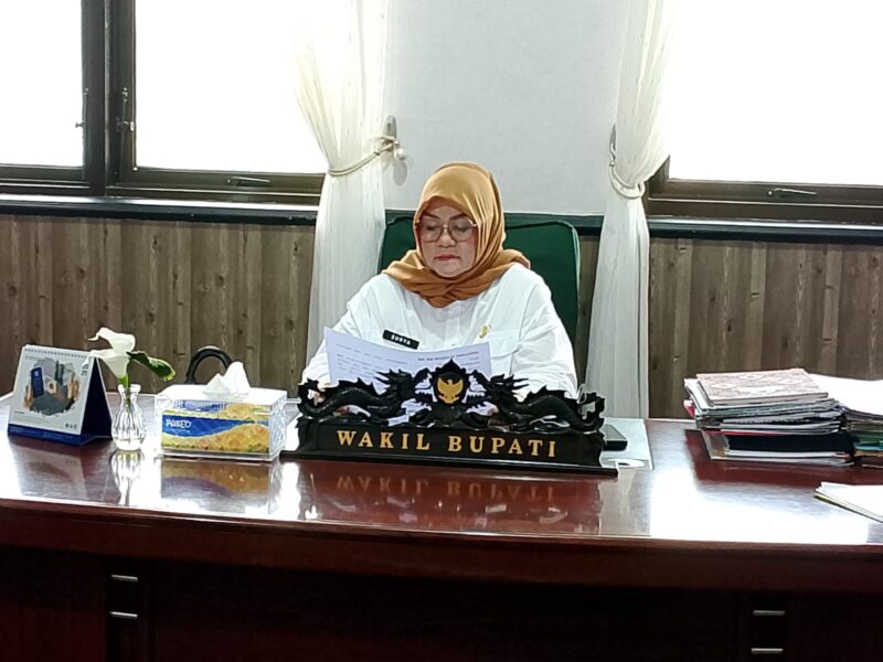 Wakil Bupati Tojo Una-Una, Hj. Surya