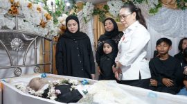 Wakil Bupati (Wabup) Minahasa Vanda Sarundajang SS, menyampaikan rasa belasungkawa.(Fernando Lumanaw)