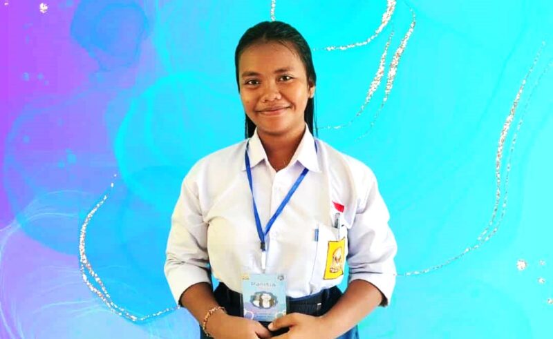 . Angelica A. Sipota, siswi berbakat dari SMP Negeri 1 Paleleh