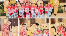 Foto Bupati Ir.H.Amirudin dan Wabup Drs H.Furqanuddin serta Ketua Pokja Bunda PAUD Syamsuarni Amirudin