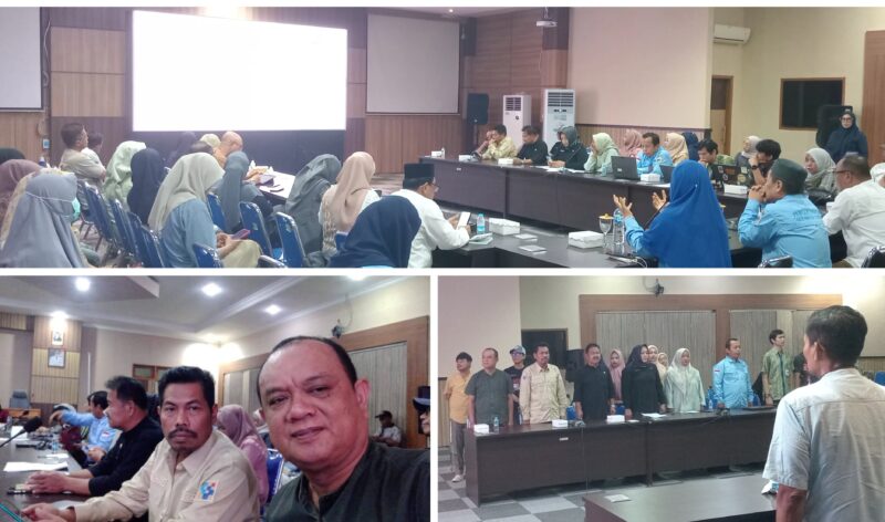 Foto Sekban Bapeda Banggai Abdullah Djaafar.S.Sos ME Buka Rapat di Dampingi  Kabid Ekonomi Hartini Djaafar, S.Sos.danpara Narasumber dari Ketahanan pangan Provinsi sulteng