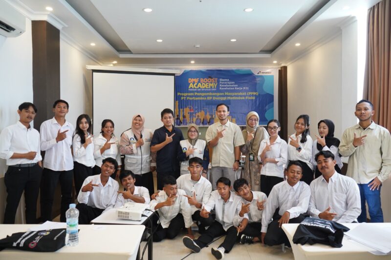 Foto Bersama DMF Boost Academy, PEP DMF juga melaksanakan program DMF Goes to Campus, DMF Goes to School,