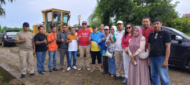 Peninjauan langsung lokasi pembangunan BLK Buol Hebat oleh tim dan Dinas Terkait )Foto:Ist)