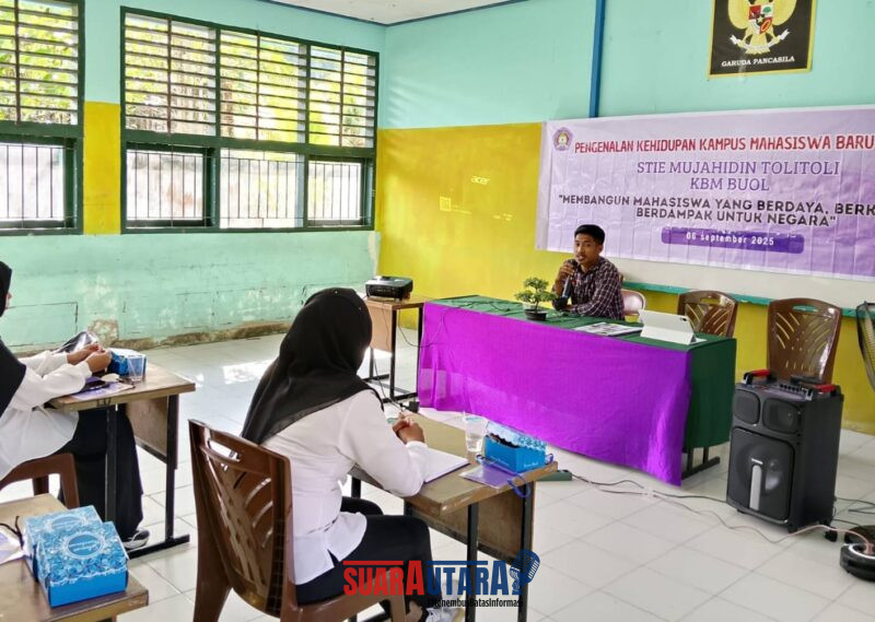Maba STIE Tolitoli Ikuti PKKMB, Koordinator KBM Buol Ismail Dama Beri Penguatan Akademik