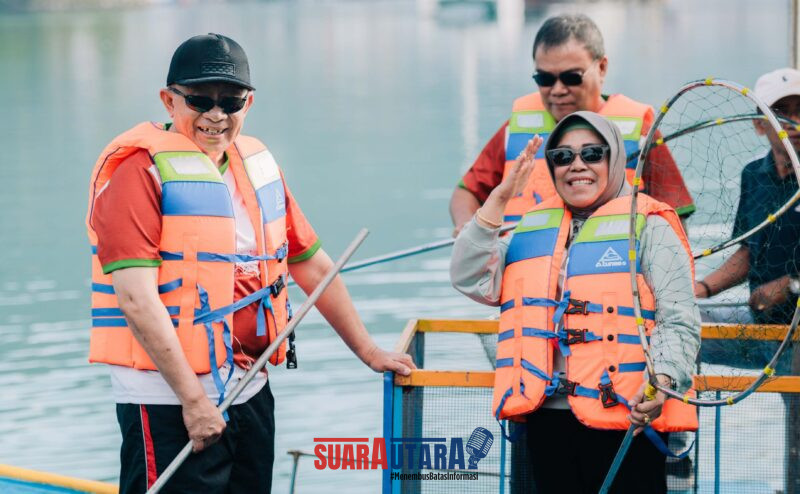 Foto Wabup banggai Drs H.Furqanuddin.MM, Sekda Moh.Ramli Tongko,