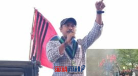 Foto Sekertaris HMI CABANG Luwuk Kabupaten Banggai Hendra Tiro Disapa ucil Saat Kordinator Demo saat Di DPRD beberapa waktu lalu