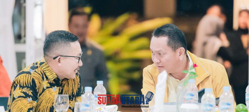 Foto Bupati Banggai Ir.H. Amirudin.MM Saat Jamu Makan malam Ketua Tim, Bambang Patijaya, SE., MM., bersama anggota Komisi XII DPR RI 