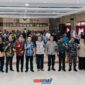 Foto bersama Sekda Banggai Moh Ramli Tongko dan para unsur Forkopimda serta peserta rapat