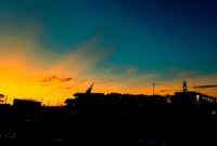 Suasana Pelabuhan Rakyat Luwuk Dini Hari (Foto :Suarautara)