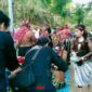 Mahasiswa Program Studi (Prodi) Televisi dan Film, Fakultas Ilmu Budaya (FIB), Universitas Jember (UNEJ) saat memproduksi film 