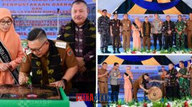 foto istimewa : Bupati banggai Ir H.Amirudin.MM Berasma Bunda Literasi Ir Syamriah Amirudin dan perwakilan Perpustaan pusat serta sekda Moh.Rampi Tongko, dan Kadis Benyampin Pongdatu.