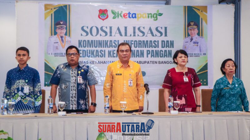 foto istimewa : Sekda banggai Moh.Ramli Tongko bersama Kadis Ketapang Alfian Djibran.S.STP dan para tamu undangan