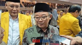 Menteri Pendidikan Dasar dan Menengah, Abdul Mu’ti saat memberikan keterangan kepada wartawan. (Foto: Antaranews)